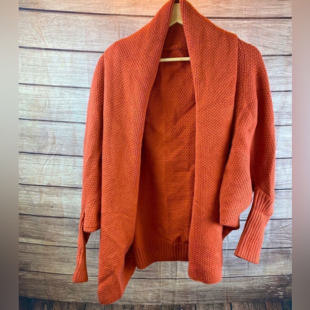 Ladies batwing cardigan sweater sized medium